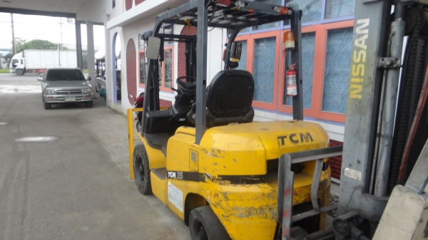 ต้องการขายรถดีเซล ขนาด 2.5 ตัน