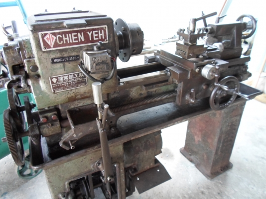 แท่นกลึง 3 ฟุต  CHIEN  YEH  30000