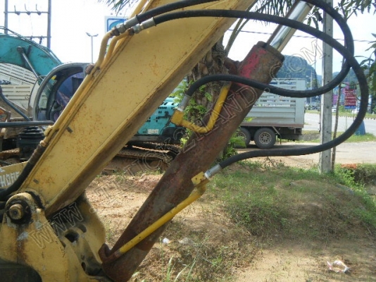 รถแบคโฮ ยี่ห้อ YANMAR