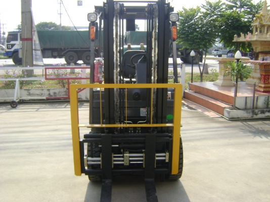 ต้องการขายรถใหม่เบนซิน-แก็ส ขนาด 1.5 ton