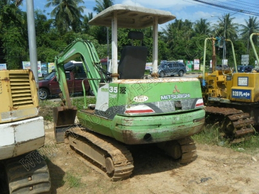 รถแบคโฮ ยี่ห้อ MITSUBISHI รุ่น MM35 รถแบคโฮ ยี่ห้อ MITSUBISHI รุ่น MM35