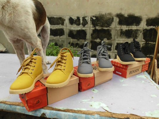 ร้องเท้าใหม่ไว้ไส่ขับรถ399ทุกคู่คับ