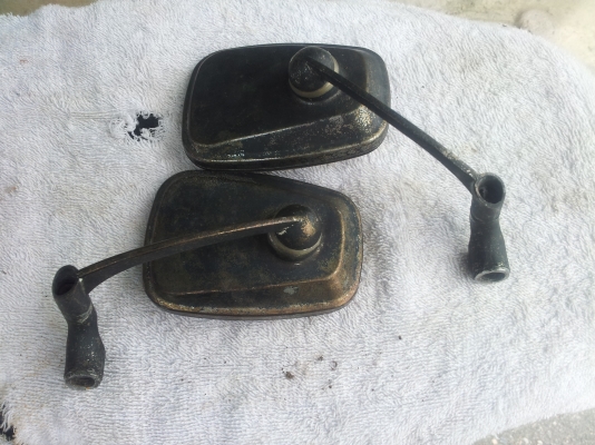 ขาย เบอะcb175/เบอะc70/ไฟหน้าชาลี/คาบูใส่dt125/กระจกคลับแมน ด่วนๆ