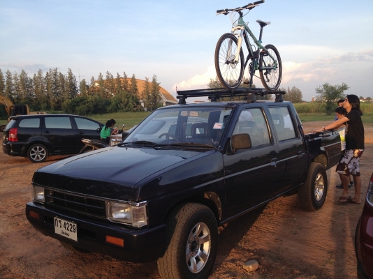 ขายแร็คหลังคา THULE แท้ๆครบๆ