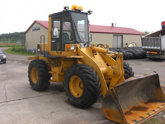 WA150-1-30032รถตักKOMATSUตอนนี้รถจอดที่(CSนวนคร)ครับ WA150-1-30032รถตักKOMATSUตอนนี้รถจอดที่(CSนวนคร)ครับ