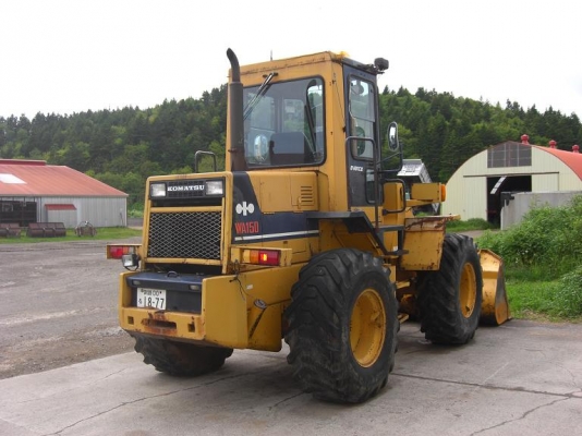 WA150-1-30032รถตักKOMATSUตอนนี้รถจอดที่(CSนวนคร)ครับ