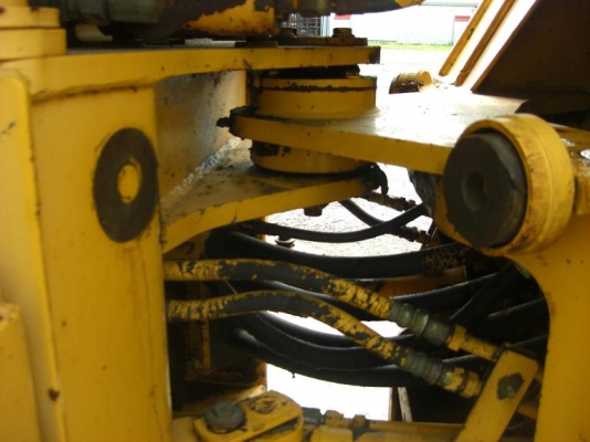 WA150-1-30032รถตักKOMATSUตอนนี้รถจอดที่(CSนวนคร)ครับ WA150-1-30032รถตักKOMATSUตอนนี้รถจอดที่(CSนวนคร)ครับ