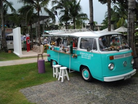 ขายโฟล์คตู้แตงโม สีฟ้า-ขาว(ขายแล้วคะ ขอบคุณ Truck2hand มากๆนะคะ)