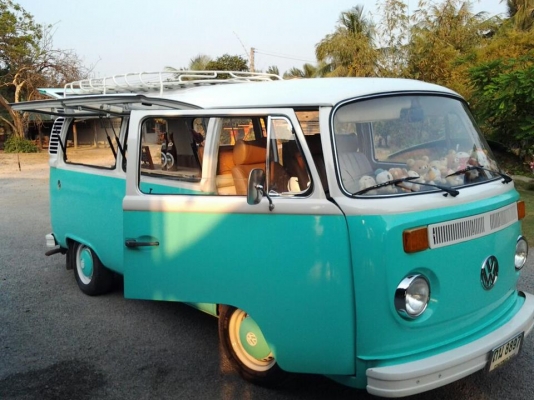 ขายโฟล์คตู้แตงโม สีฟ้า-ขาว(ขายแล้วคะ ขอบคุณ Truck2hand มากๆนะคะ)