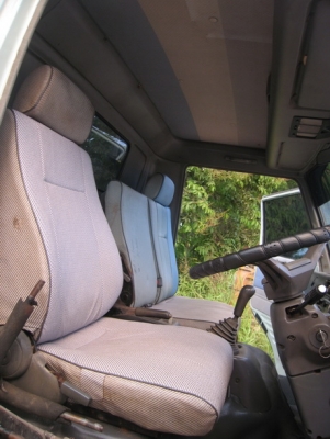 ขายรถบรรทุก 6 ล้อ ดัมพ์  HINO FC120  เครื่อง 120 แรงม้า ปี 39  สภาพสวยพร้อมใช้งานครับ