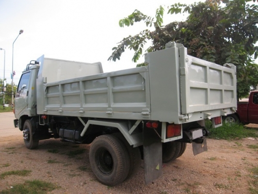 ขายรถบรรทุก 6 ล้อ ดัมพ์  HINO FC120  เครื่อง 120 แรงม้า ปี 39  สภาพสวยพร้อมใช้งานครับ