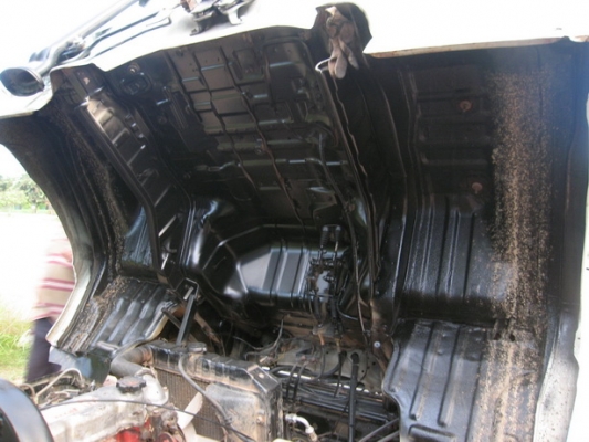 ขายรถบรรทุก 6 ล้อ ดัมพ์  HINO FC120  เครื่อง 120 แรงม้า ปี 39  สภาพสวยพร้อมใช้งานครับ