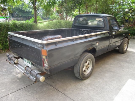 Toyota RN40 ม้ากระโดด(ม้าดำ) 5ข ปี 83 สภาพพร้อมใช้งาน