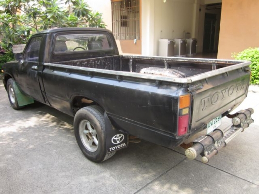 Toyota RN40 ม้ากระโดด(ม้าดำ) 5ข ปี 83 สภาพพร้อมใช้งาน