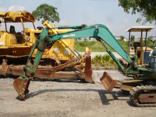 ขายถูกคุณภาพดี รถขุดเล็ก KOMATSU รุ่น PC20-7 สภาพพร้อมใช้งาน ของนอกแท้ 100\% สนใจติดต่อเจี๊ยบได้เลยค่ะ 082-3420501 ขายถูกคุณภาพดี รถขุดเล็ก KOMATSU รุ่น PC20-7 สภาพพร้อมใช้งาน ของนอกแท้ 100\% สนใจติดต่อเจี๊ยบได้เลยค่ะ 082-3420501