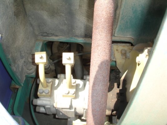 ขายถูกคุณภาพดี รถขุดเล็ก KOMATSU รุ่น PC20-7 สภาพพร้อมใช้งาน ของนอกแท้ 100\% สนใจติดต่อเจี๊ยบได้เลยค่ะ 082-3420501 ขายถูกคุณภาพดี รถขุดเล็ก KOMATSU รุ่น PC20-7 สภาพพร้อมใช้งาน ของนอกแท้ 100\% สนใจติดต่อเจี๊ยบได้เลยค่ะ 082-3420501