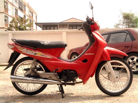 ขออนุญาติขาย  HONDA WAVE 100Z มือเดียว คลัชมือ สีแดง