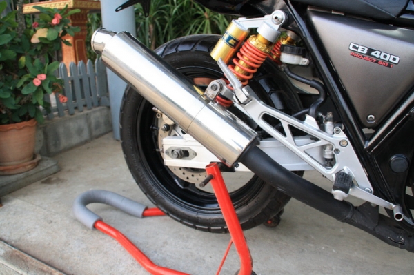 ขาย CB 400 ปี 97 สรรพสามิต เครื่องดี สีเดิม สภาพจบๆ 78000