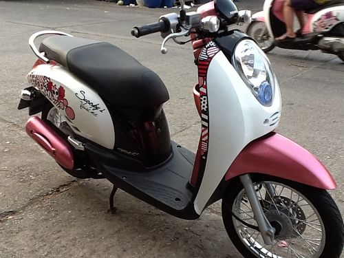 HONDA SCOOPY Iสวยแกะกล่องไร้ที่ติวิ่งน้อย7xxxโลปี2011