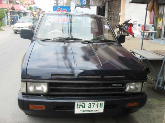 ขายนิสสัน วางเครื่องNA20  มีแก๊ส วิ่งประหยัด บรรทุกคุ้ม