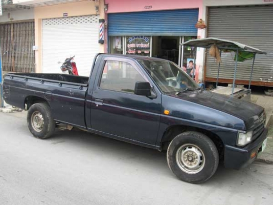 ขายนิสสัน วางเครื่องNA20  มีแก๊ส วิ่งประหยัด บรรทุกคุ้ม