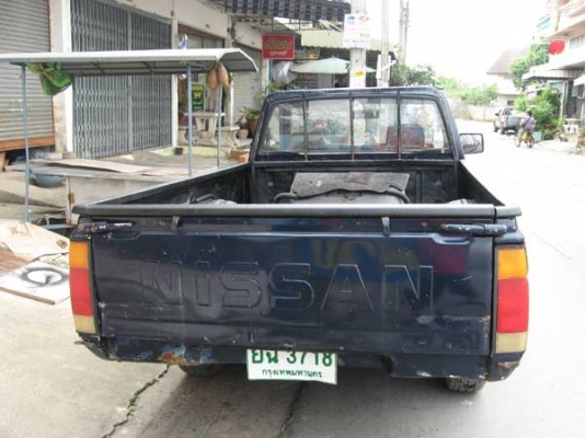 ขายนิสสัน วางเครื่องNA20  มีแก๊ส วิ่งประหยัด บรรทุกคุ้ม