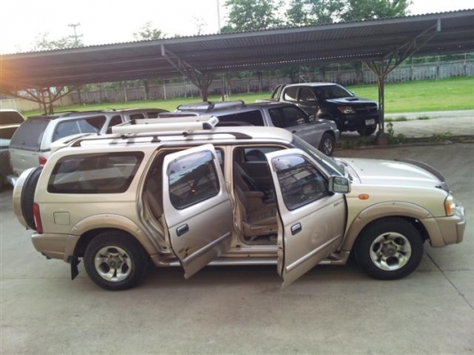 นิสสัน XCITER ปี 2002 สีบรอนซ์ทอง (รถบ้าน) นิสสัน XCITER ปี 2002 สีบรอนซ์ทอง (รถบ้าน)