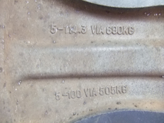 ขายแม็ก 17   4 รู100  และ 5 รู 100  ใช้ได้ทั้ง4 รู และ 5 รู ครับ