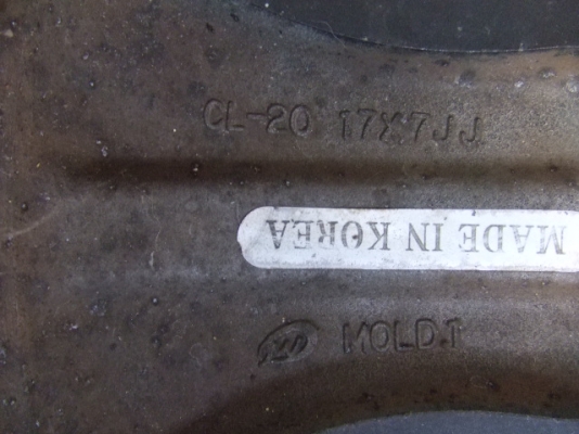 ขายแม็ก 17   4 รู100  และ 5 รู 100  ใช้ได้ทั้ง4 รู และ 5 รู ครับ