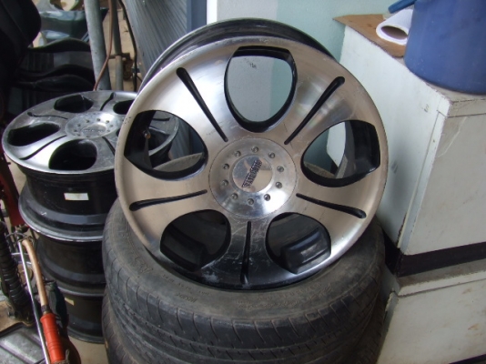 ขายแม็ก 17   4 รู100  และ 5 รู 100  ใช้ได้ทั้ง4 รู และ 5 รู ครับ