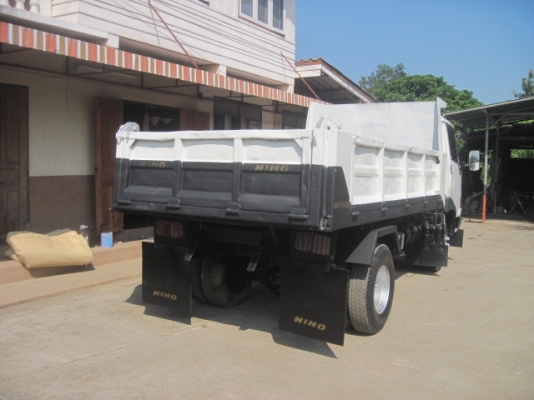 ขาย Hino KM 777 ดั้ม ปี36 ( ราคาต่อรองได้ )