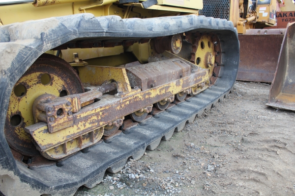 รถดันดิน KOMATSU D20PG รถนอก สวย สภาพเดิม รถดันดิน KOMATSU D20PG รถนอก สวย สภาพเดิม