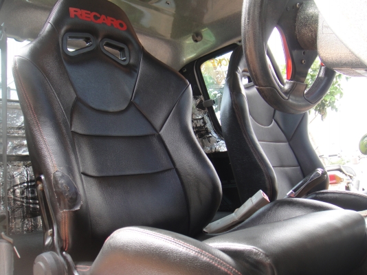 ขาย อีซูซุ  ดีแ็ม็กซ์  ปี 05  เครื่อง 2500    สีม่วงเหลือบ  แม็กซ์ 18 ประตูปีกนก