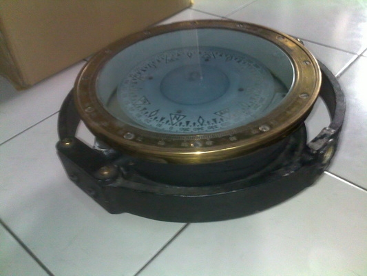 เข็มทิศติดเรือ