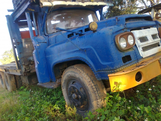 ขายด่วน!..รถสิบล้อ ISUZU 195 แรงม้า ใส่รถขุด KOMATSU PC200-5 ได้ มีทะเบียน.