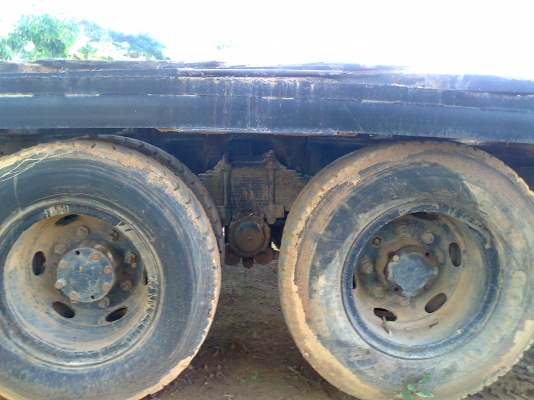 ขายด่วน!..รถสิบล้อ ISUZU 195 แรงม้า ใส่รถขุด KOMATSU PC200-5 ได้ มีทะเบียน.