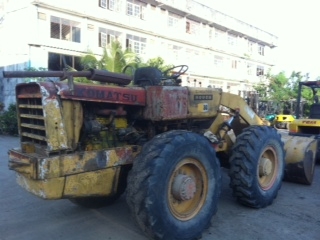 ขายรถตัก KOMATSU JH30B&rlm; สภาพดี พร้อมใช้งาน สนใจติดต่อคุณรัตนศักดิ์ โทร.081-7621704