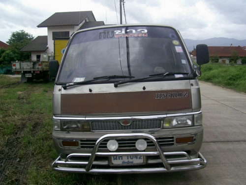 ถูกๆ ดีๆ NISSAN URVAN เครื่อง td25