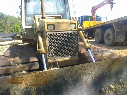 ขายรถแทรคเตอร์ MITSUBISHI  BD2H รถสวยสภาพเก่านอกมีตู้เก๋งแอร์พร้อมราคาถูก