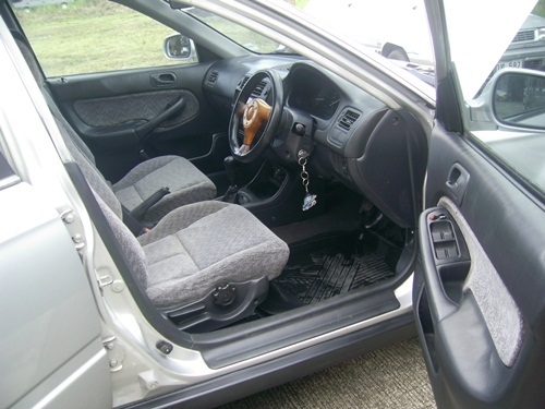 ถูกๆ ดีๆ HONDA CIVIC ราคาคุยกันได้ ถูกๆ ดีๆ HONDA CIVIC ราคาคุยกันได้