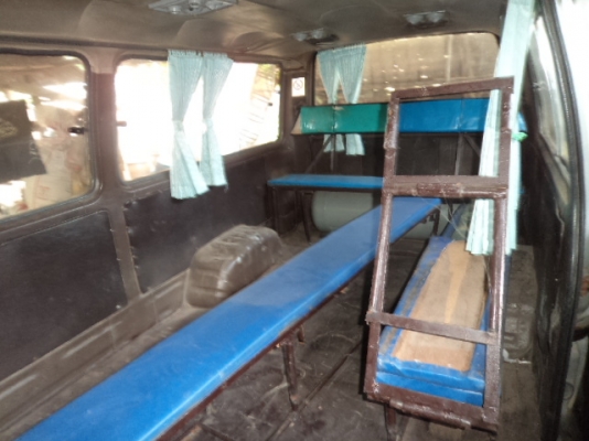 ขายรถตู้โตโยต้า เครื่อง2y ติดแก็สLPG สภาพดีราคาถูกๆพร้อมใช้งานคับ