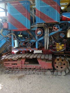 ขายรถเกี่ยวข้าว เครื่อง 215 HP ตัวเดิน10 HCตัวเดินแม็คโค อุ้ม 2.5 ตัน อู่สหฑาทอง พิษณุโลก