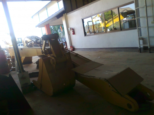 ขายด่วน!..ชุดบูมยาว รถแบคโฮ CAT 320 C พร้อมใช้ สภาพใหม่!  O.O'