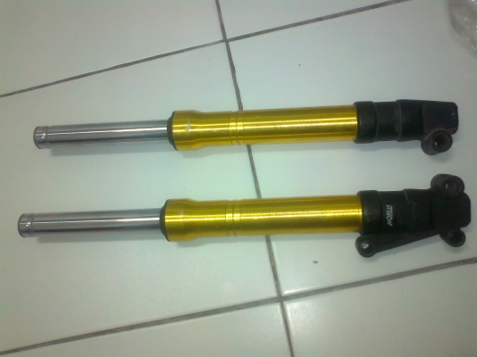 โช้คพร้อมแกน mio fino