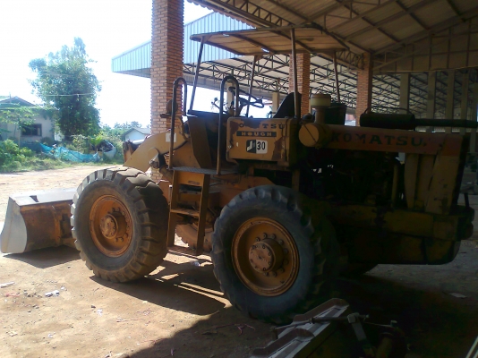 ขายด่วน!..รถตักล้อยาง KOMATSU JH30 สภาพสวย พร้อมใช้!  O.O'