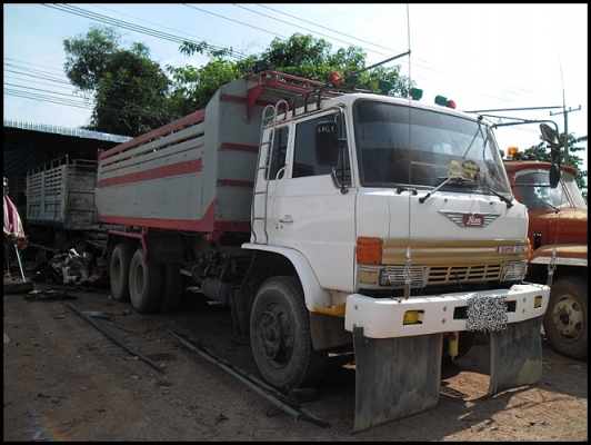 สิบล้อฮีโน่ เครื่อง HO7D สภาพดี สวยๆ