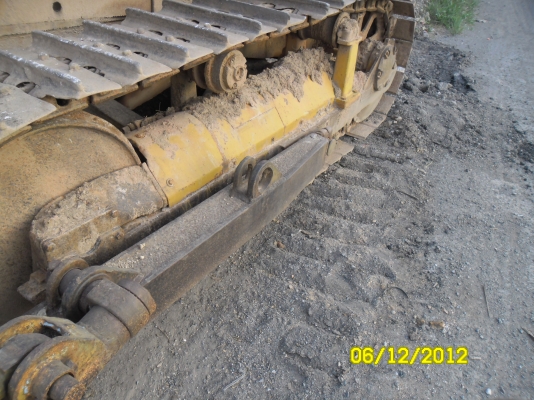 ขายแทรกเตอร์CAT - D 5D ตีนไก่ราคาถูกสภาพสวยพร้อมใช้