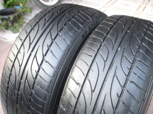 dunlop lm 703 215 45 17ปี11มี 1คู่สภาพสวยๆ