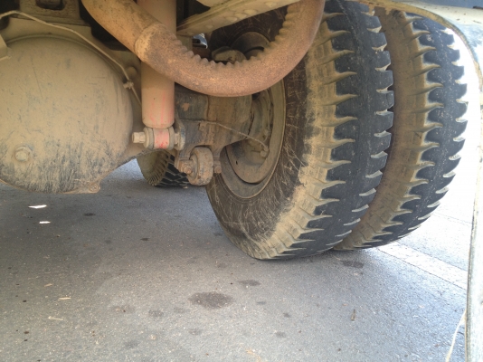 ขาย 10 ล้อ 2 เพลา ดั้ม HINO FM1M 220 แรงม้า ขาย 10 ล้อ 2 เพลา ดั้ม HINO FM1M 220 แรงม้า