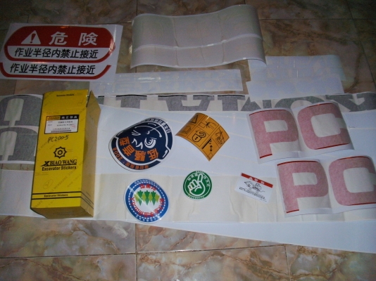 สติกเกอร์ KOMATSU PC200-5 ครบชุดทั้งคัน (มีในสต็อก9ชุด)ช้าอดหมดนะครับ